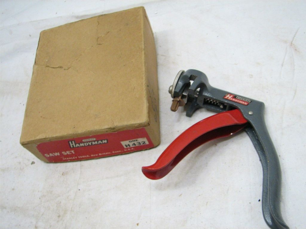 Vintage Stanley Handyman No. 432 Saw Set Woodworking Tool IOB wBox PistolGrip