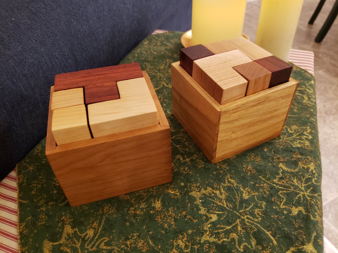 Finished the wooden puzzles I made for xmas gifts.