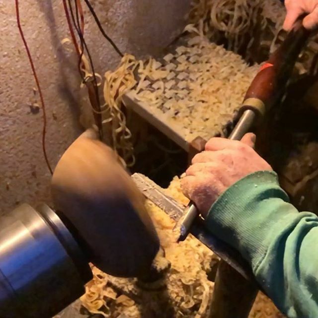 A bit of slo mo monkeypuzzle zennormade…woodturner woodturning slowmotion slowmo satisfying satisfyingvideos handmade woodwork woodworking lathe tools workshop woodshop wood woodisgood madeincornwall youtube woodstagram workinprogress wip process