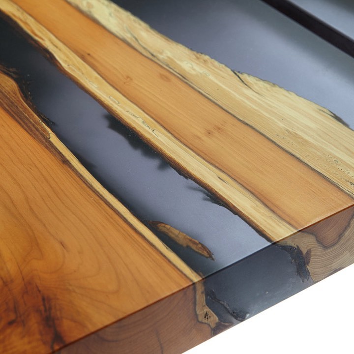 English yew with ebony tinted resin. yew englishyew artistsofinstagram artfurniture d…